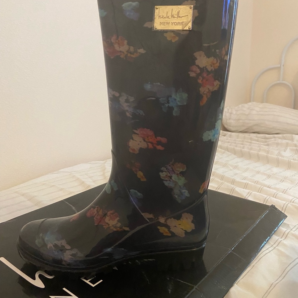 Nicole Miller Rain Boots